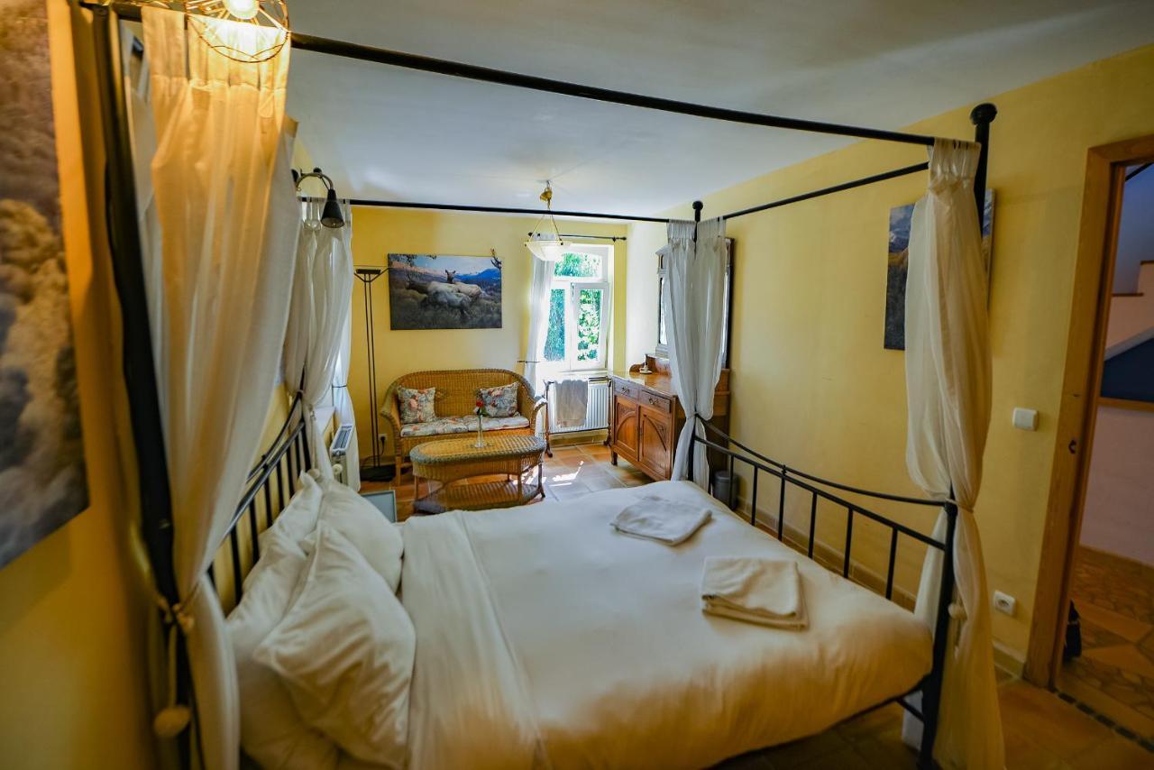 Holiday Home Les Plachettes Flobecq Екстериор снимка