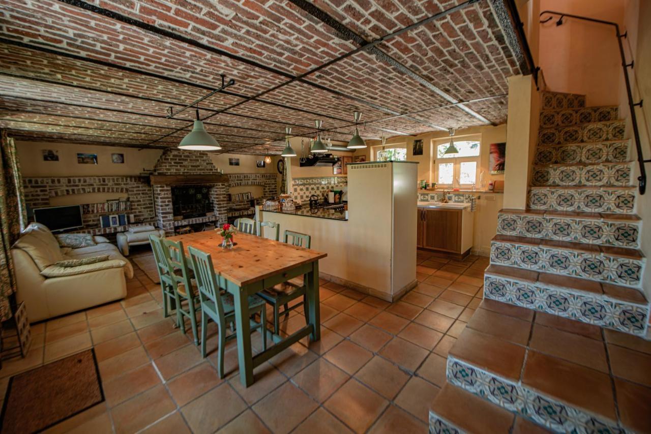 Holiday Home Les Plachettes Flobecq Екстериор снимка